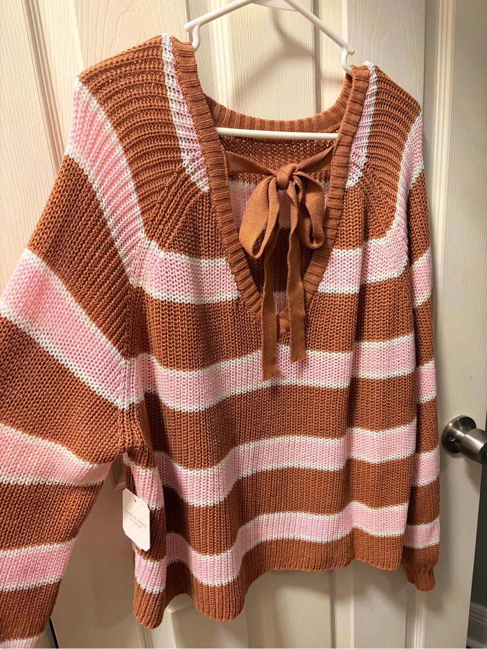 Womens Sweater - Picture 2 of 4